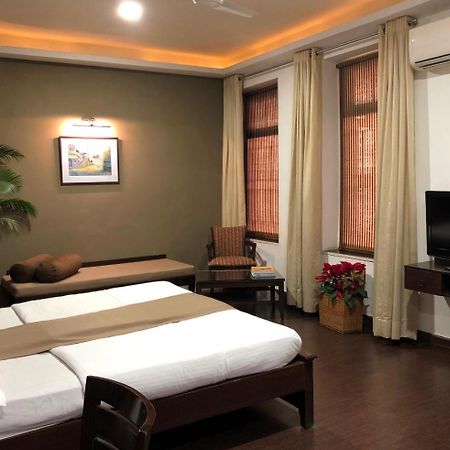 Hotel Ketan Pune Esterno foto