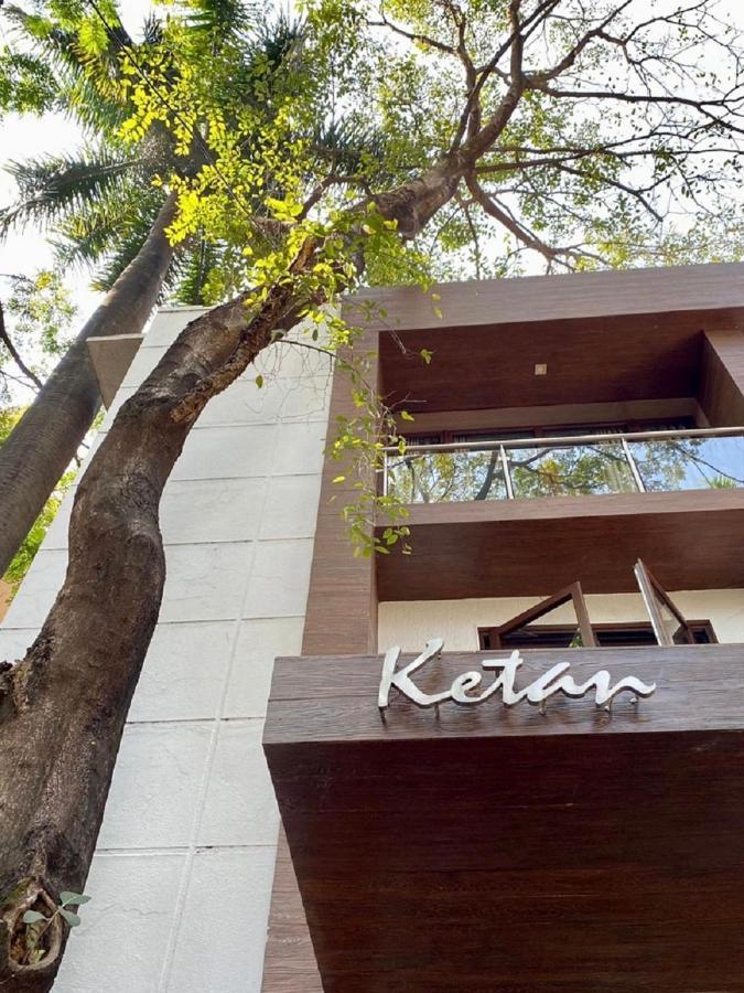 Hotel Ketan Pune Esterno foto