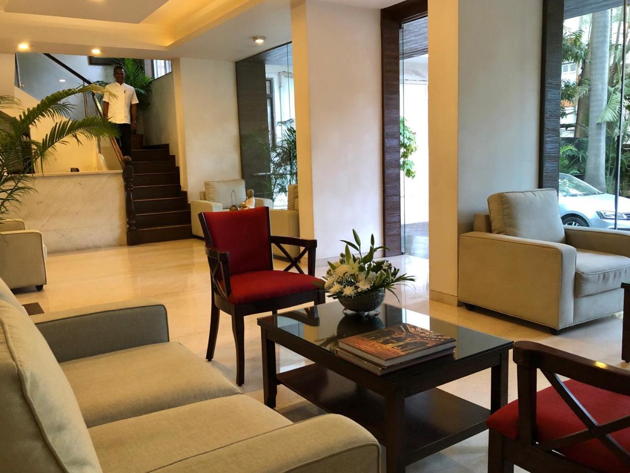 Hotel Ketan Pune Esterno foto